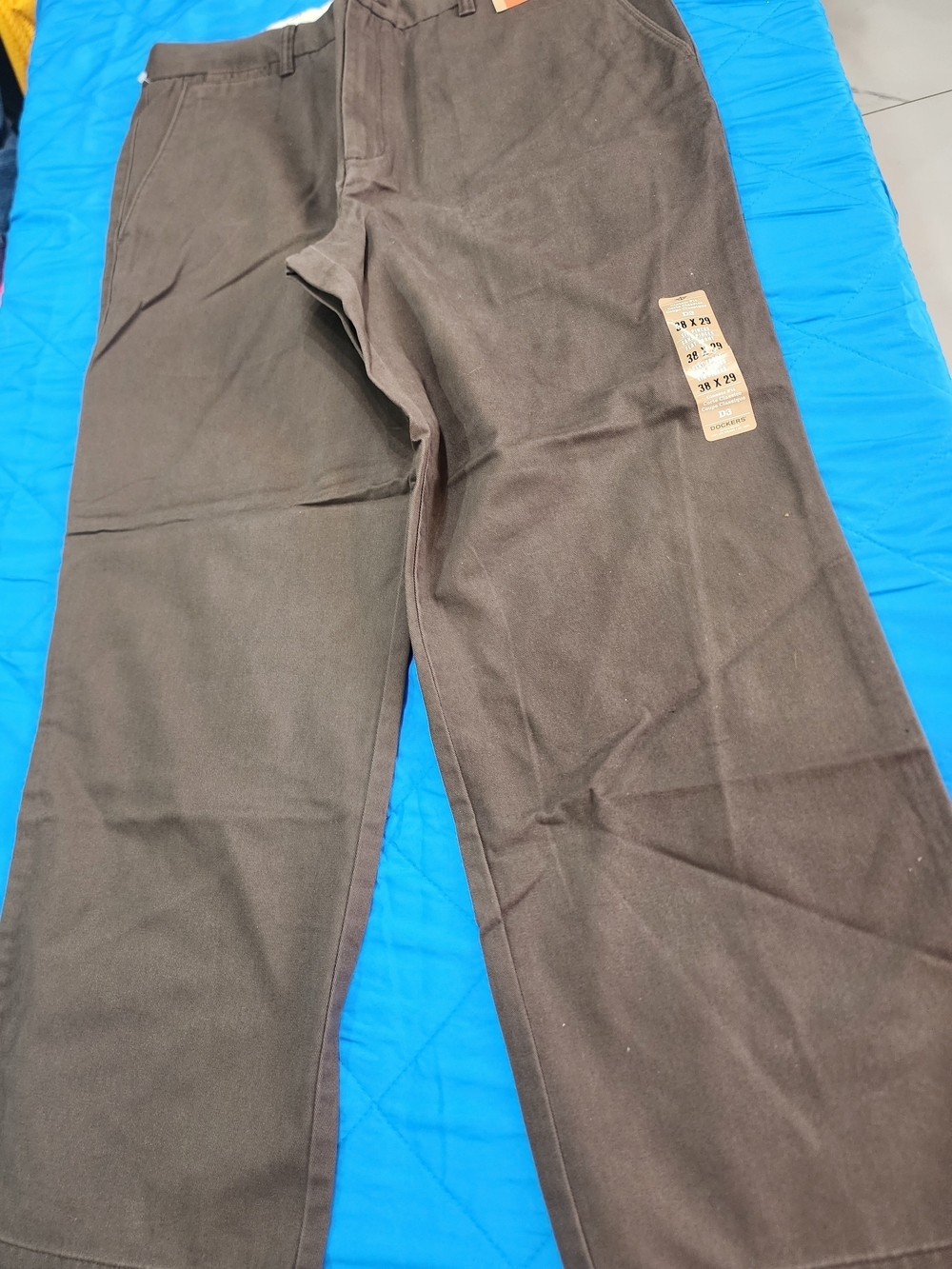 Dockers Men's Dark Brown Straight-Leg Chinos